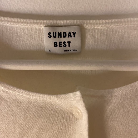 SOOO COMFY aritzia sweater top - Picture 2 of 3